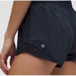 Lululemon Shorts Womens 10 Navy Hotty Hot Running Lined Reflective Mesh Athletic